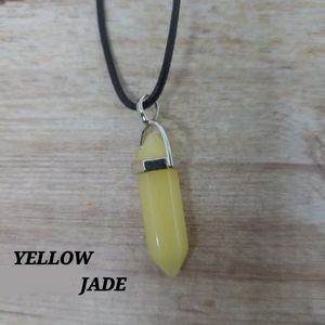 JADE CRYSTAL NECKLACE